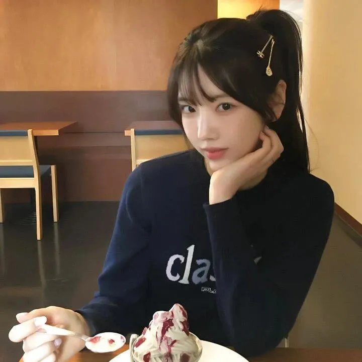 菲尔王:自恋如我 封面